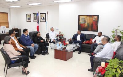 Hospital Universitario Ney Arias Lora realiza un benchmarking con el Hospital Traumatológico de Higüey