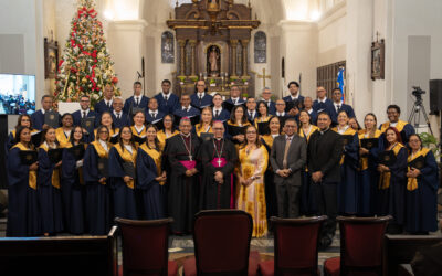 Coro Arquidiocesano de Santiago.