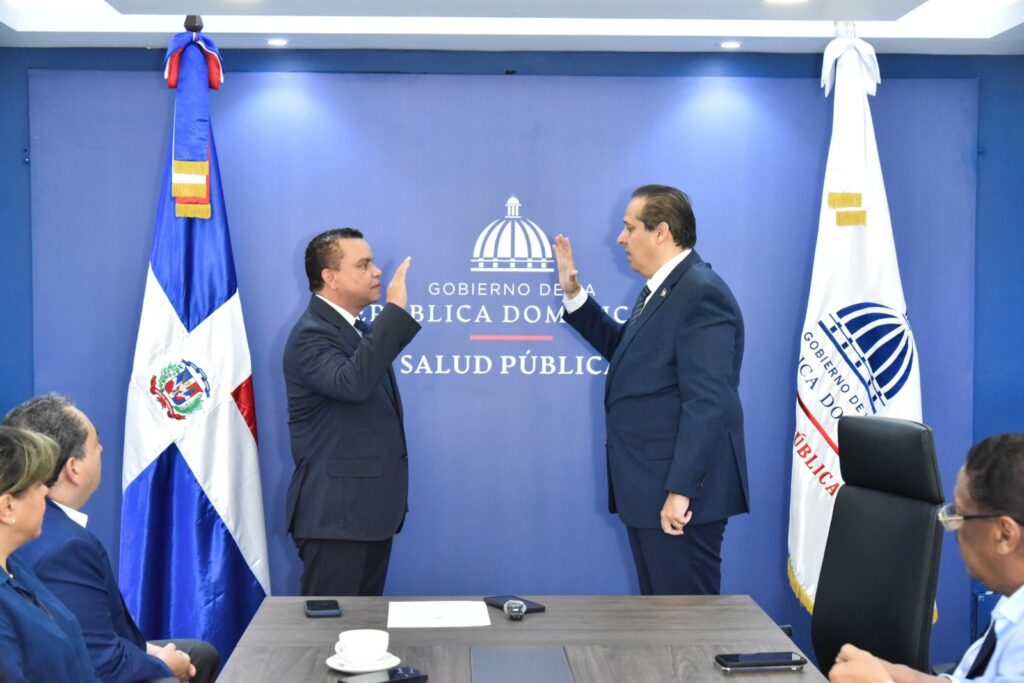 Autoridades reiteran compromiso de fortalecer el sistema de salud con transparencia y eficiencia.
