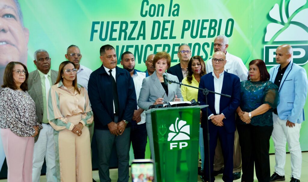 La organización señala baja inversión en aulas, aumento del abandono escolar y deterioro de los resultados educativos.