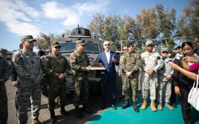 Mandatario dice que la entrega de vehículos y equipos en general fortalecerá la seguridad nacional del país e impulsará la modernización constante del Ejército y lo coloca en una situación sin precedentes en términos de equipamiento.