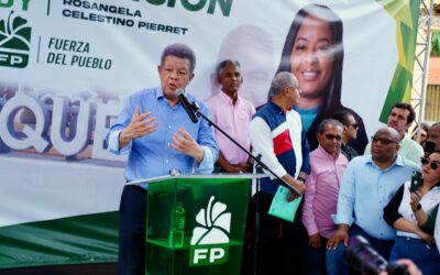 Juramenta en la Fuerza del Pueblo a Rosangela Celestino Pierret (Chambi), nieta de Polonio Pierret.