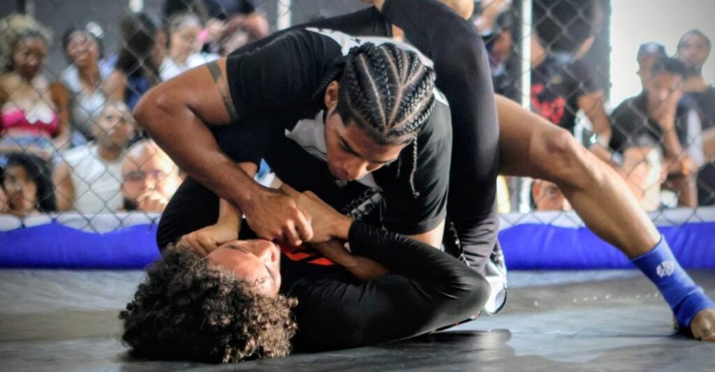 Combate