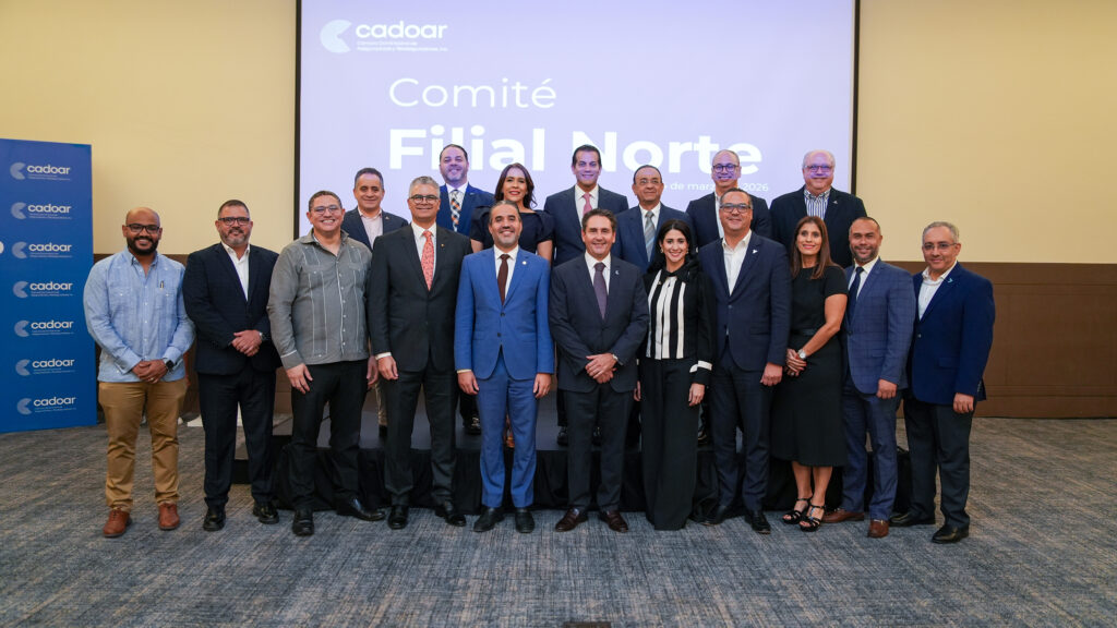Directivos de Cadoar y miembros de la nueva filial de la zona Norte.