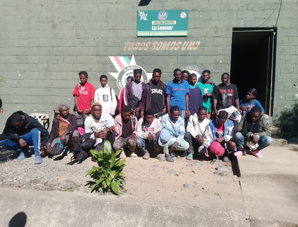 Las detenciones se realizaron en el municipio Guayubín y los indocumentados fueron entregados a la Dirección General de Migración