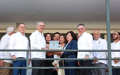 El ministro de Agricultura, Francisco Oliverio Espaillat destacó que el sector agropecuario aporta alrededor del 4.5% del PIB y genera más de 365 mil empleos directos y representa cerca del 7% de la población ocupada del país
