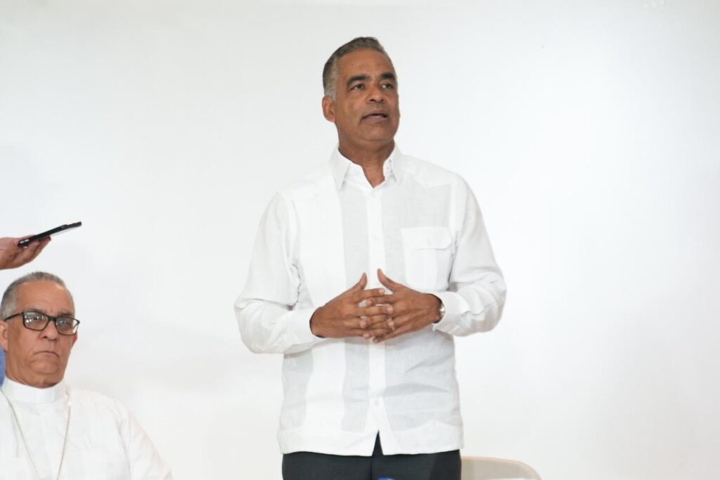 Ministro explica que las concesiones corresponden a exploraciones preliminares, iniciadas antes de agosto de 2024 y bajo estricto control del Estado