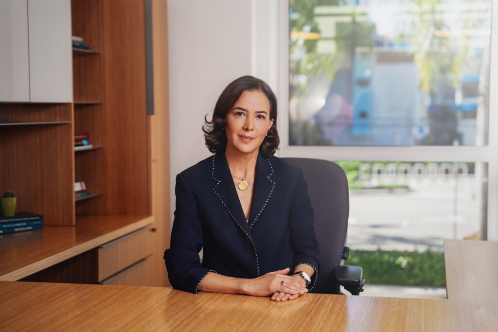 En una publicación en la revista institucional ABAnce, Nathalie Alvarado indicó que esta alianza ha permitido realizar iniciativas para facilitar el acceso al crédito de mipymes, empresas lideradas por mujeres, incentivar las inversiones verdes y fortalecer el mercado de capitales .