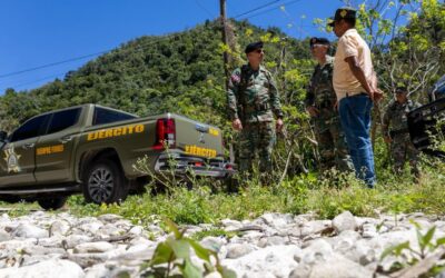 Sostiene encuentros con los Senadores de las provincias Barahona e Independencia. La visita se enmarca dentro de una serie de recorridos orientados a fortalecer los dispositivos de seguridad en la línea fronteriza