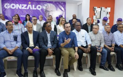 Dirigentes del PLD en Santo Domingo Este