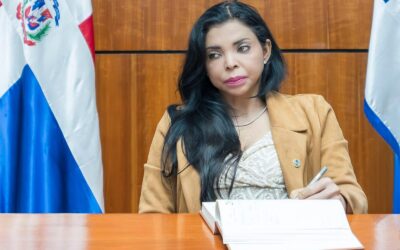 Yeni Berenice Reynoso lamentó profundamente el asesinato perpetrado por una turba de motociclistas que persiguió a la víctima hasta el Palacio de Justicia de Santiago