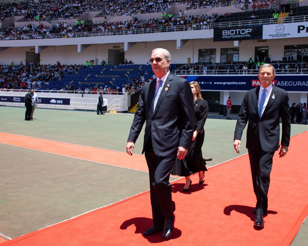 Durante la transmisión de mando presidencial de Laura Fernández Delgado en San José, el mandatario dominicano resalta las buenas relaciones bilaterales entre ambas naciones