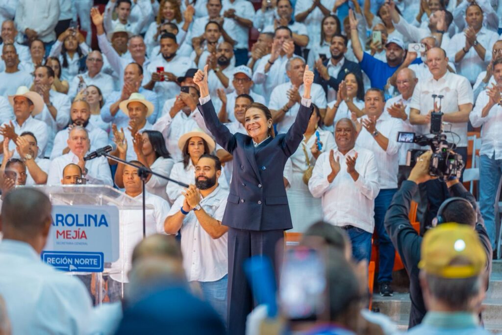 La secretaria general del PRM culmina en Santiago su recorrido nacional de rendición de cuentas de ocho años; reúne dirigencia política y su estructura de las 14 provincias del Cibao