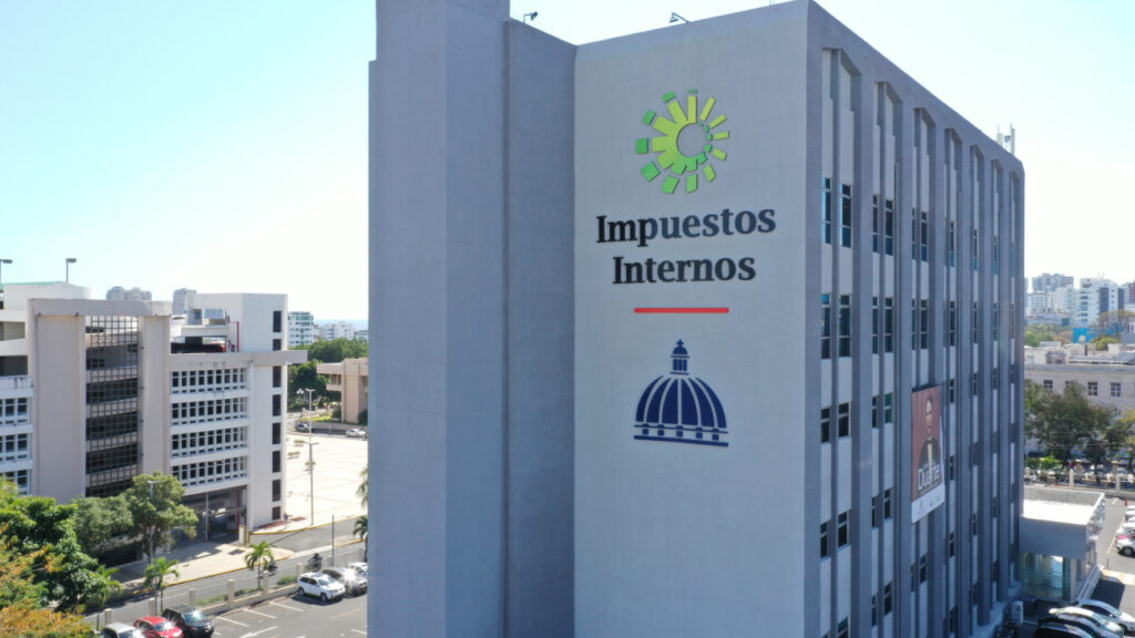 Dirección General de Impuestos Internos (DGII)