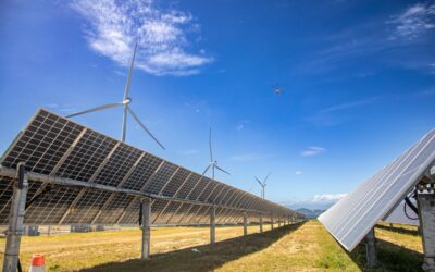 Ministro de Energía y Minas, Joel Santos, destaca que gestión del presidente Abinader casi cuadruplicó capacidad renovable del país y proyecta más de 1,000 megavatios adicionales para 2028, fortaleciendo seguridad energética y Meta 2036