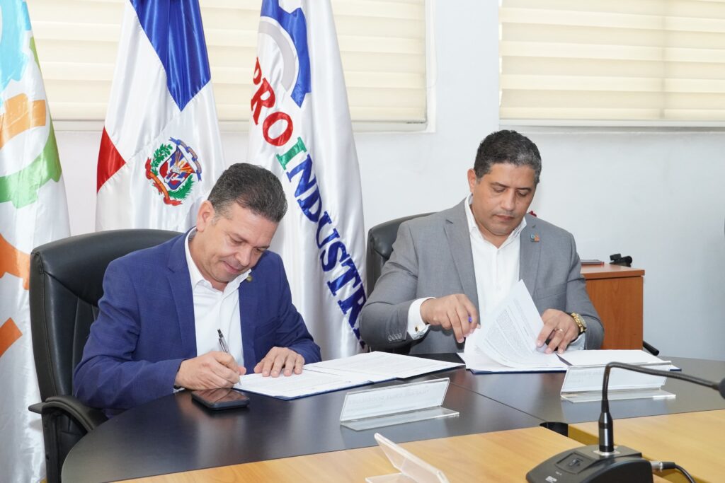 Acuerdo Proindustria y CESDN