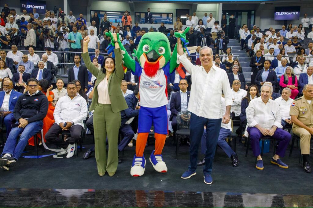 El doctor Leonardo Aguilera destaca que el nuevo recinto marca un antes y un después para el deporte nacional, con infraestructura y tecnología de clase mundial
