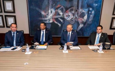 El encuentro abordó el crecimiento de la economía dominicana y la evolución del sistema financiero.