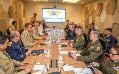 Reunión de militares