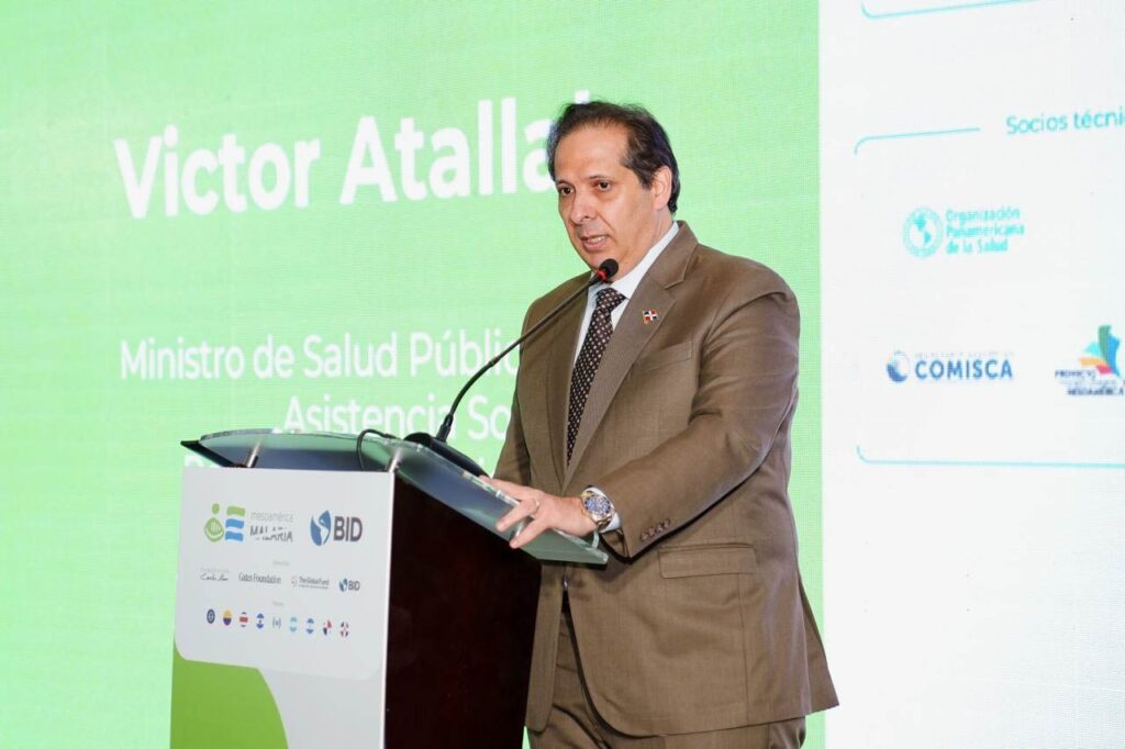 Víctor Atallah, ministro de Salud