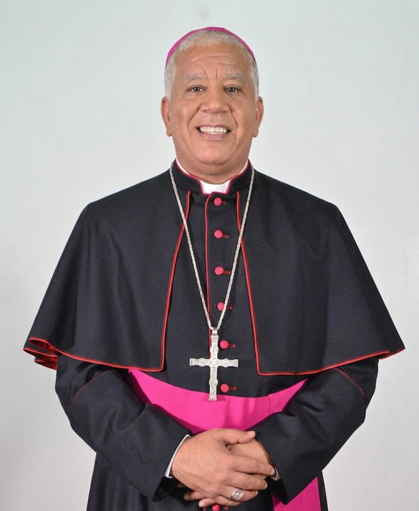 Monseñor Andrés Napoleón Romero Cárdenas