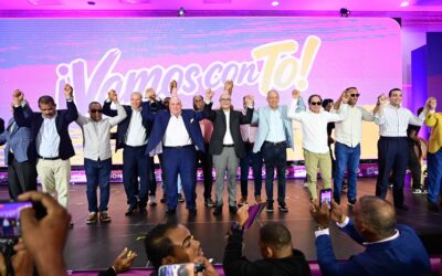Cientos de dirigentes con tropas se suman a Castillo, consolidando la estructura más poderosa dentro del partido.