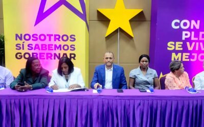 Enfermeros y enfermeras del PLD