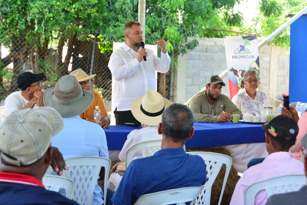 Productores reducen factura eléctrica de 60,000 a solo 168 al mes.