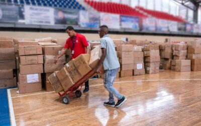 En la zona serán entregados 267,544 kits a igual cantidad de estudiantes, pertenecientes a 20 distritos escolares