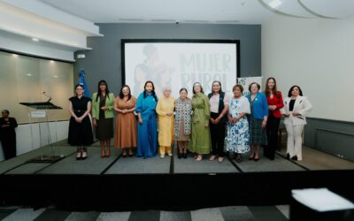 Representantes de gobiernos, organismos internacionales y organizaciones sociales debatieron iniciativas dirigidas a fortalecer los derechos, la participación y las oportunidades de las mujeres del campo en la República Dominicana y la región.
