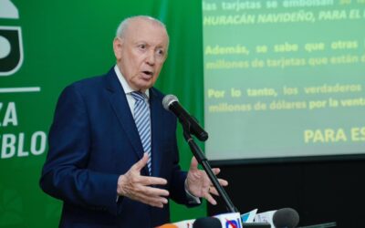 El exvicepresidente plantea que es indispensable transparentar los padrones de beneficiarios y divulgar cuántas familias salen cada año de la pobreza.