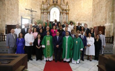 Santos Badía anuncia nueva visión para la educación superior, con 10,000 becas nacionales, formación en ciencia y tecnología y reconocimiento internacional de las escuelas de Medicina