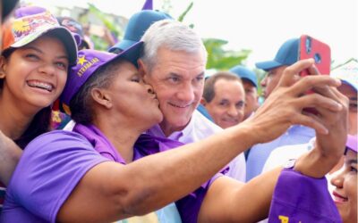 El aspirante presidencial recorrerá todo el país para escuchar a la gente del pueblo, sumar nuevos sectores y fortalecer desde el territorio su proyecto presidencial. Recorrido que abarcará provincias, municipios y distritos.