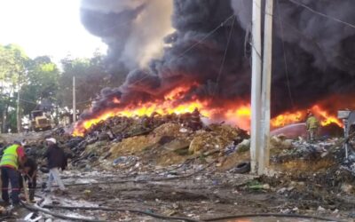 Incendio en vertedero de Cancino Adentro