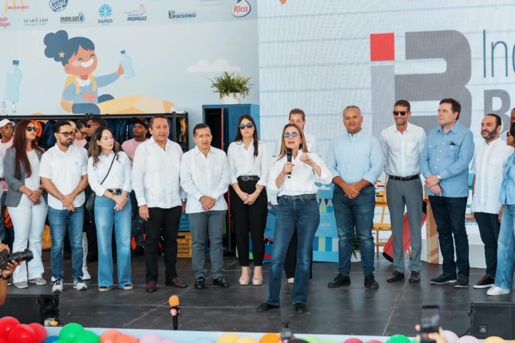 La tercera edición de la actividad reunió 16.5 millones de botellitas