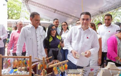 El ministro invita a los emprendedores, empresarios y al público en general a participar de la jornada y aprovechar las oportunidades de negocio y desarrollo empresarial