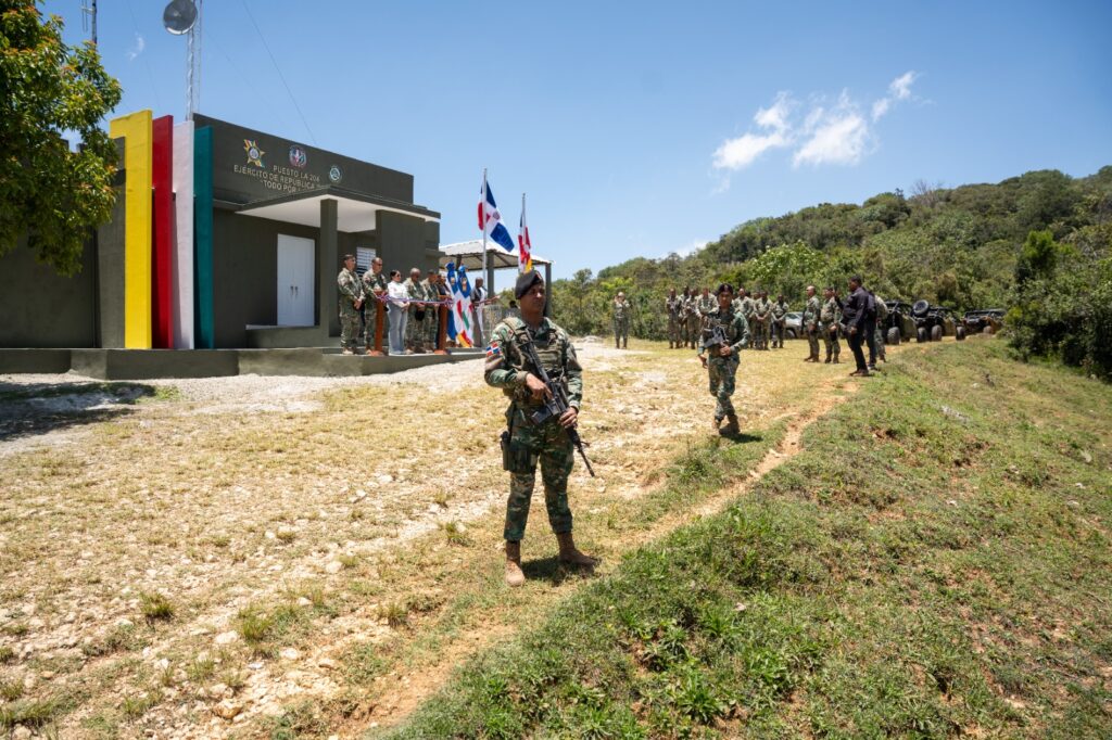 La intervención forma parte del programa de modernización de la infraestructura militar fronteriza impulsado por el Ejército de República Dominicana.