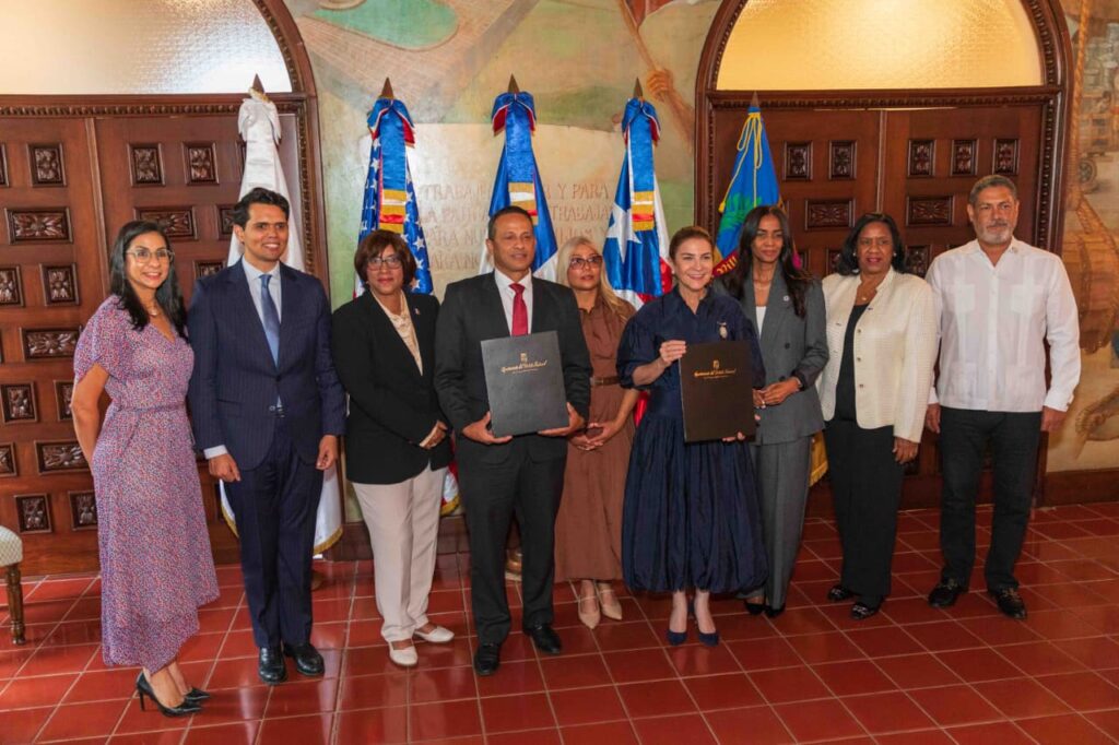 Suscriben hermanamiento para fortalecer relaciones entre alcaldías de ambas ciudades