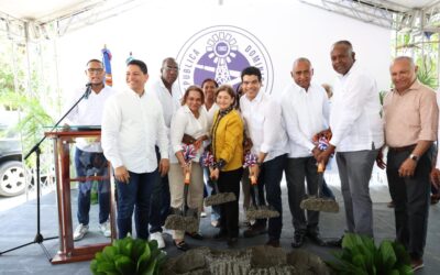Wellington Arnaud inicia saneamiento cañada