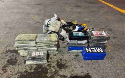 Las autoridades detectaron el alijo amarrado con sogas al lado de estribor de un buque antes de que zarpara hacia Puerto Rico
