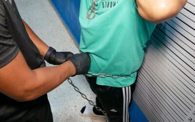 El arresto y posterior entrega de ambos hombres se traduce en el fortalecimiento de la cooperación en la búsqueda de fugitivos internacionales