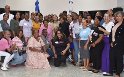 Ministerio de la Mujer capacita a líderes comunitarios sobre violencia de género