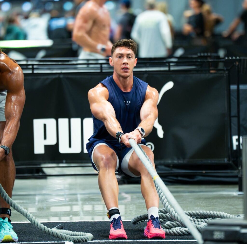 El atleta dominicano completó la exigente prueba en 1:04:09