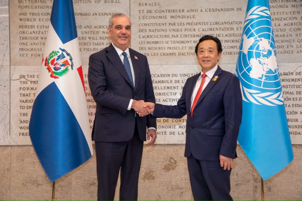 Presidente Abinader destaca impacto de las políticas agropecuarias y sociales en la lucha contra el hambre y anuncia visita de Qu Dongyu a República Dominicana dentro de dos semanas