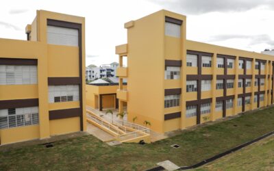 El nuevo centro de estudios esperado por los comunitarios por más de 12 años, forma parte de las acciones del mandatario para continuar fortaleciendo la infraestructura escolar y ampliando la cobertura educativa en la provincia Santo Domingo
