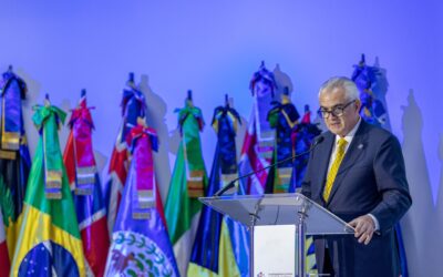 Resalta que República Dominicana lleva décadas creciendo por encima del promedio regional y proyecta una expansión de 4% en 2026, casi el doble de la región y afirma que el país está lleno de buenas lecciones para el resto de la región y dice que la CEPAL estudiará cómo ha logrado sus transformaciones