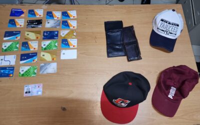Detienen hombre por presunto cambiazo de tarjetas